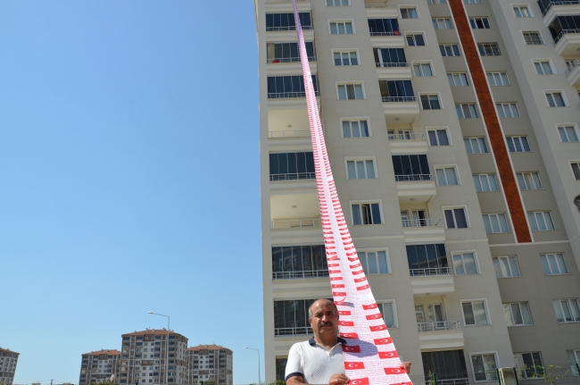 Vatan aşkıyla 6 bin mısralık şiir yazdı